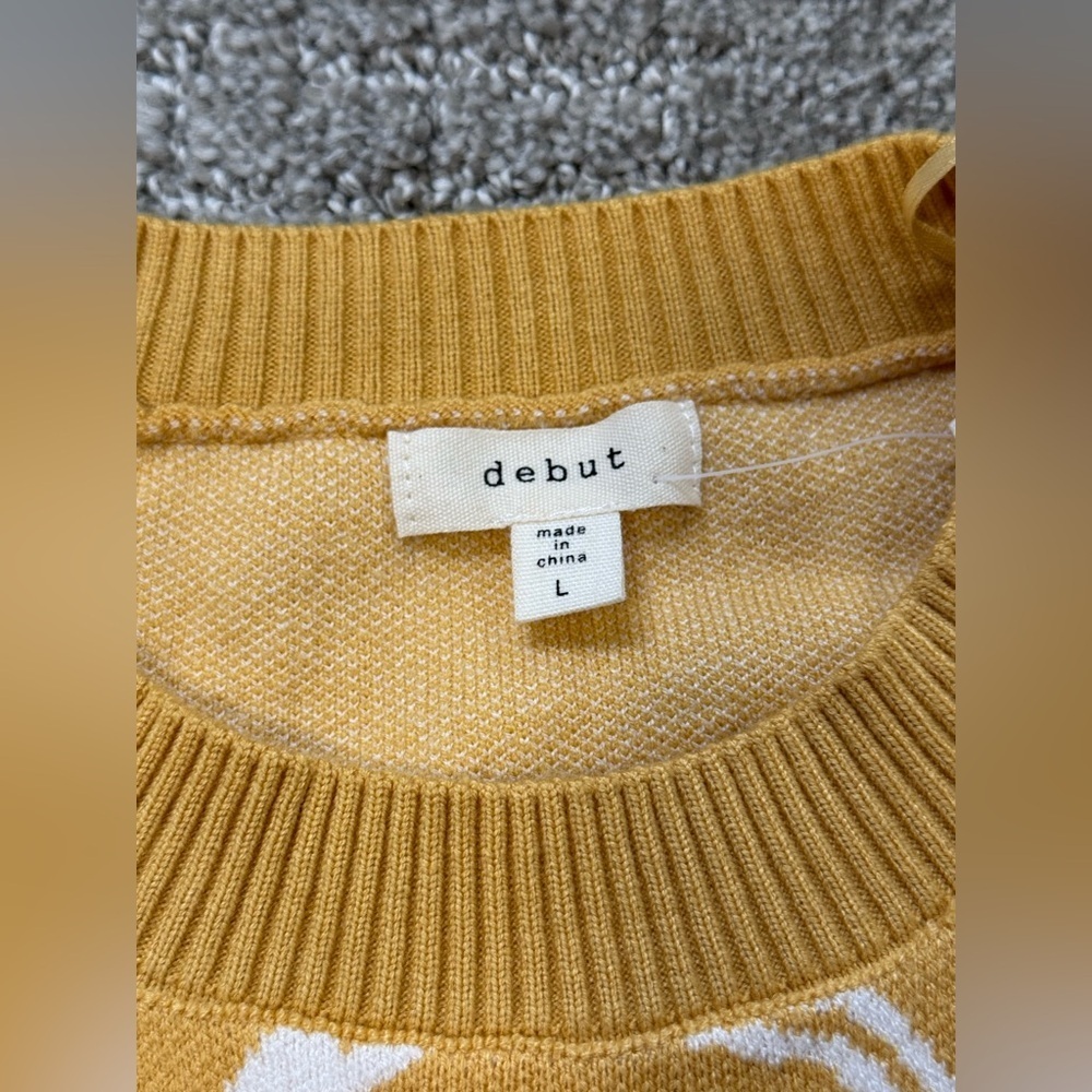 Cutest debut sweater! Color is so fun - Picture 3 of 6